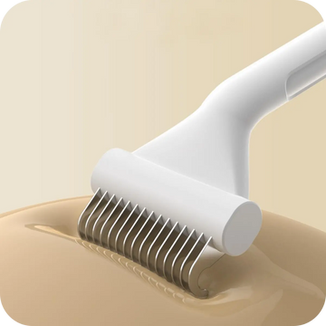 De-matting undercoat rake with rounded blade tips for safe and gentle grooming