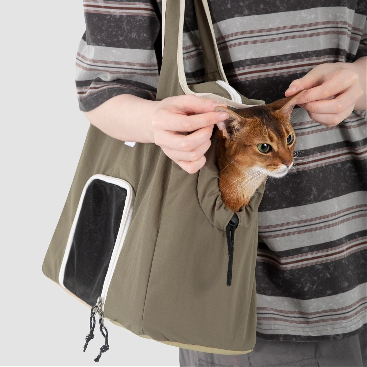 Petaura Cat Carrier Bag Lifestyle-inspired Design